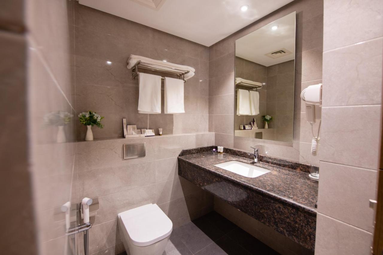 Rozana Hotel Muscat Exterior photo